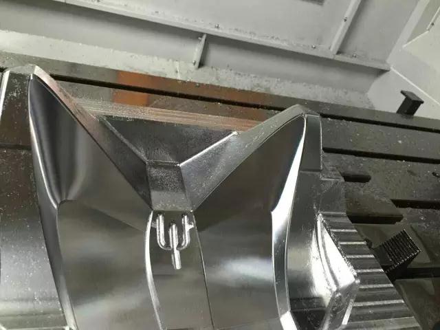 一行数控刀具